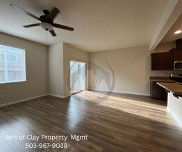 5726 Joynak St S in Salem, OR - Building Photo - Building Photo