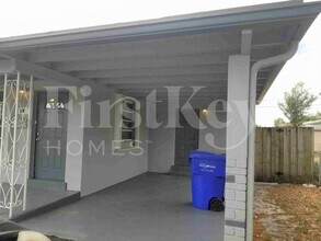 810 N 73rd Ter in Hollywood, FL - Building Photo - Building Photo
