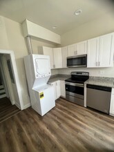 1628 N Calvert St-Unit -Apt 3 in Baltimore, MD - Building Photo - Building Photo