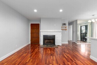 4415 38th St in San Diego, CA - Foto de edificio - Building Photo