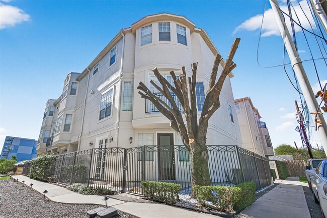 property at 105 Detering St