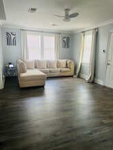 839 Violet St in Baton Rouge, LA - Building Photo - Building Photo
