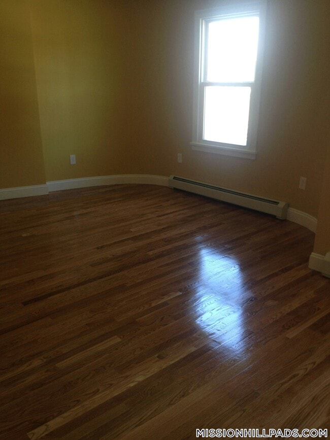 1953 Columbus Ave, Unit 3 in Boston, MA - Building Photo - Building Photo
