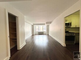 EAST 63 STREET in New York, NY - Building Photo