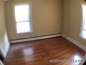 62 Brookside Ave in Boston, MA - Building Photo - Building Photo