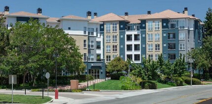 1257 Lakeside Dr in Sunnyvale, CA - Building Photo - Building Photo
