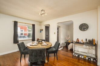 195 S Sylvan Ave in Columbus, OH - Building Photo - Building Photo