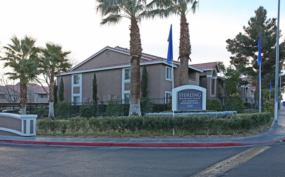 Sterling Summerland in Las Vegas, NV - Foto de edificio