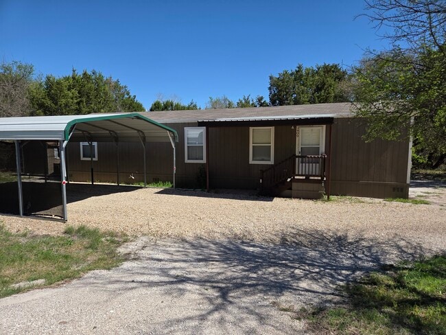 2409 Creekview Dr in Granbury, TX - Building Photo - Building Photo