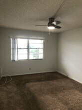 3085 Cornwall E in Boca Raton, FL - Building Photo - Building Photo