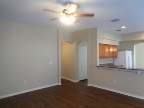 12613 Longcrest Dr in Riverview, FL - Building Photo - Building Photo