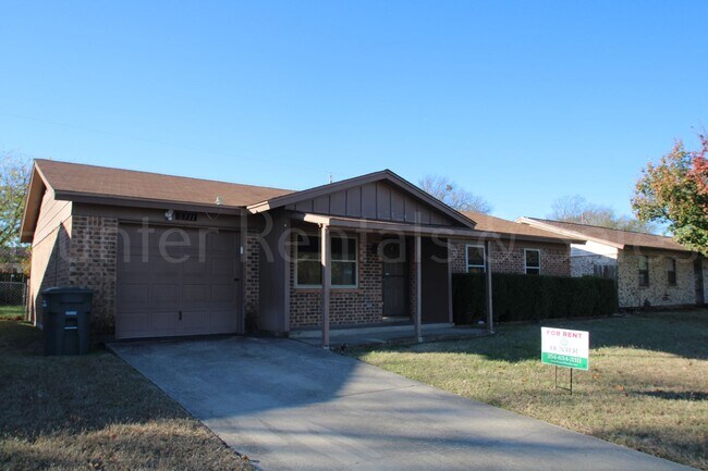 2711 Mountain Ave in Copperas Cove, TX - Building Photo - Building Photo