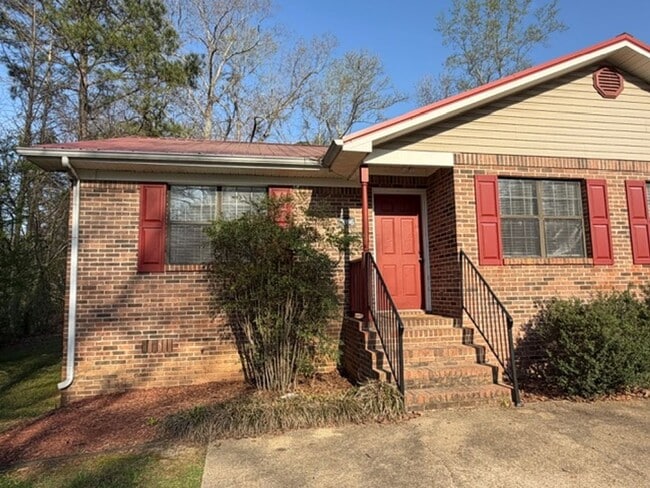 property at 3006 Trewhitt Rd SE