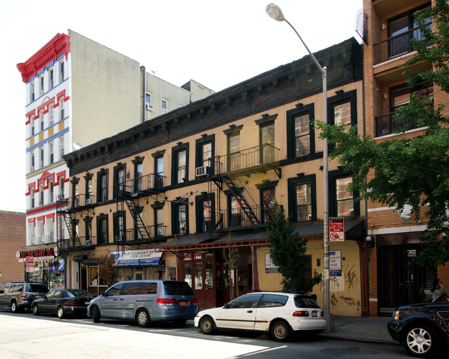 43-47 Avenue B in New York, NY - Foto de edificio - Building Photo