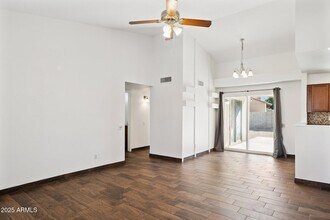 7027 S 40th Pl in Phoenix, AZ - Building Photo - Building Photo
