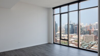 1104 W Randolph St in Chicago, IL - Building Photo - Building Photo