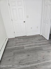 5199-5203-5203 NY-32 in Catskill, NY - Building Photo - Building Photo