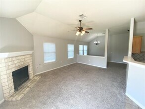 16802 Gravesend Rd in Pflugerville, TX - Building Photo - Building Photo