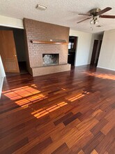 219 Rosemary St in Waco, TX - Foto de edificio - Building Photo