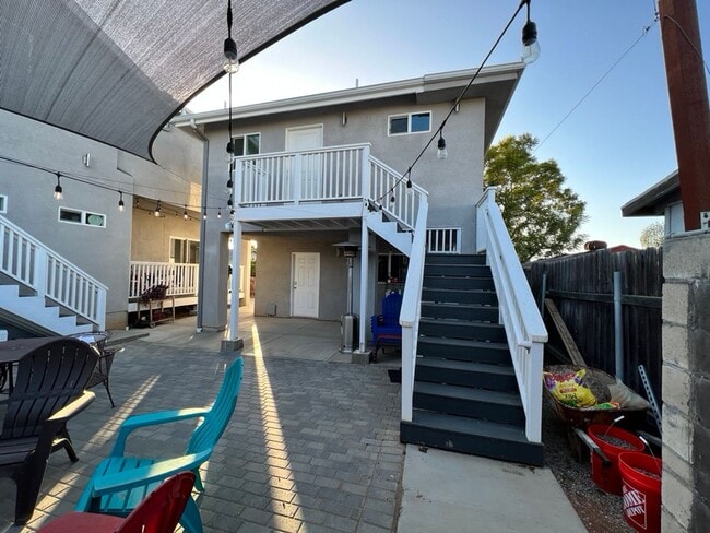 property at 6648-6650 Bell Ct