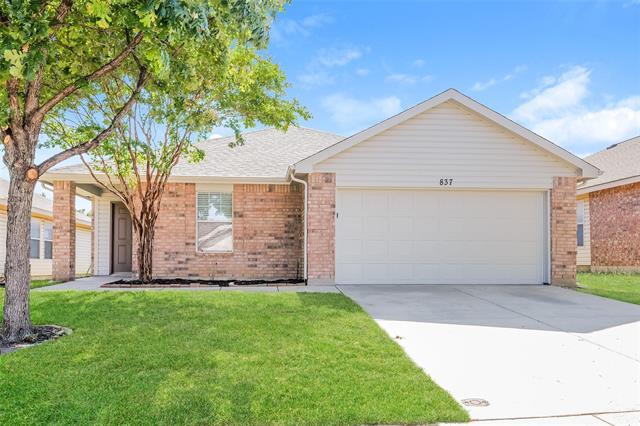837 Santa Rosa Dr in Haslet, TX - Building Photo