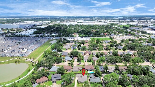 property at 9726 Springmont Dr