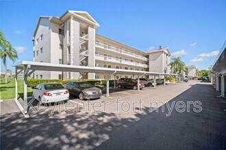 14891 Hole in 1 Cir in Ft. Myers, FL - Building Photo - Building Photo