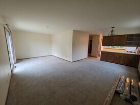 3655 S 90th St in Milwaukee, WI - Building Photo