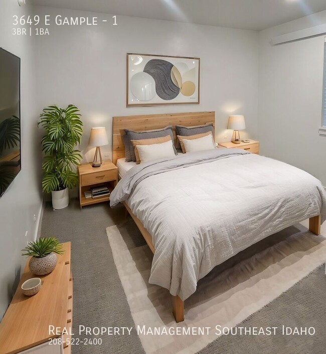 property at 3649 E Gample Ave