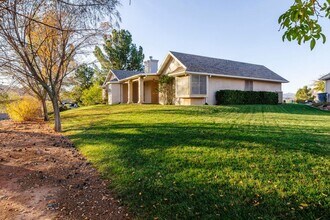 1942 Observation Cir in Saint George, UT - Building Photo - Building Photo