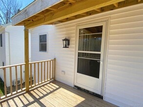 230 NY-32 N in New Paltz, NY - Building Photo - Building Photo