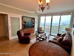 2060 Beach Blvd, Unit 901 in Biloxi, MS - Building Photo - Building Photo