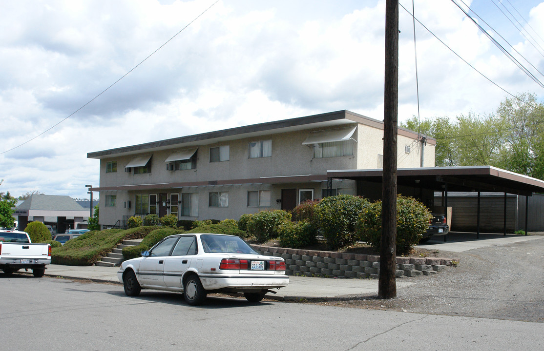 1722-1732 W Nora Ave in Spokane, WA - Building Photo