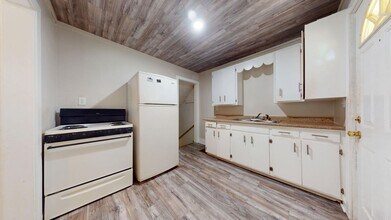 683-685-685 S Diamond St in Mansfield, OH - Building Photo - Building Photo