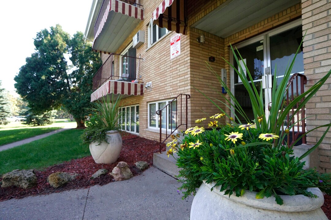 Xerxes Apartments in Minneapolis, MN - Foto de edificio