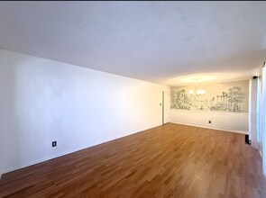 5005 Colfax Pl in Oklahoma City, OK - Building Photo - Building Photo