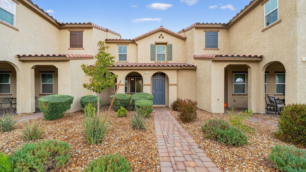 3193 Brynley Ave in Henderson, NV - Foto de edificio