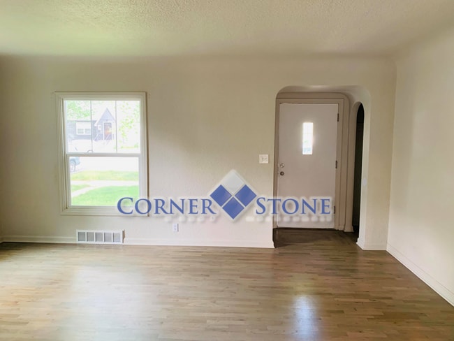 112 S Juniper St in Nampa, ID - Building Photo - Building Photo