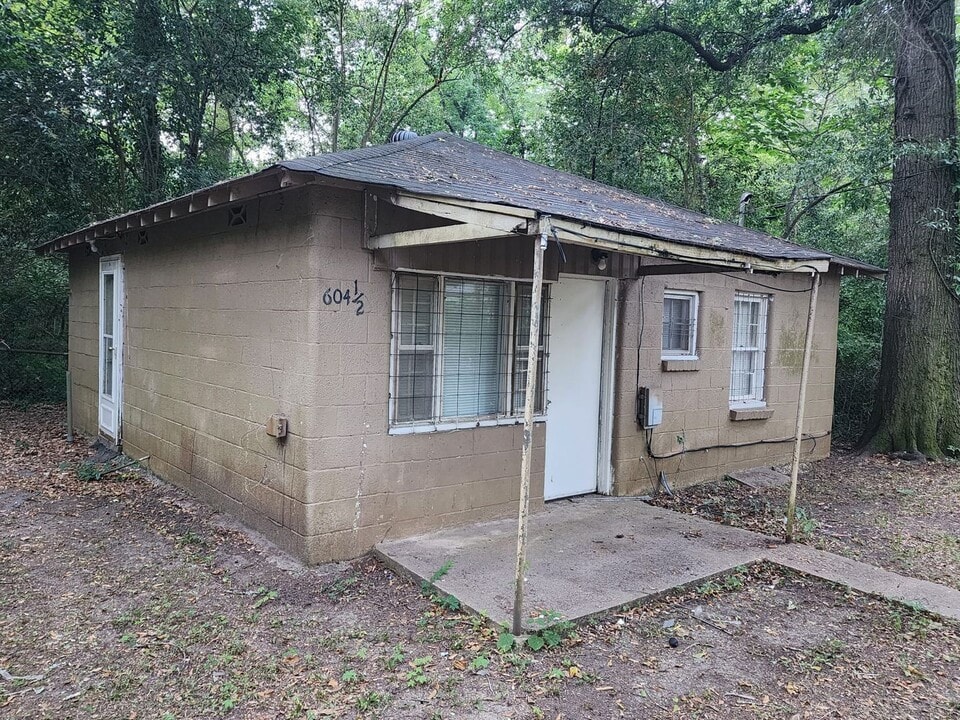 604 Morris Rd in Columbus, GA - Building Photo