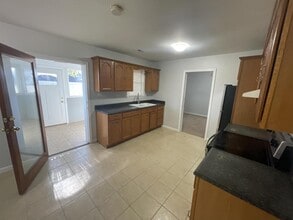 7443 Rennert Rd in Shannon, NC - Building Photo - Building Photo