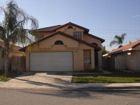 15619 Coleen St in Fontana, CA - Building Photo