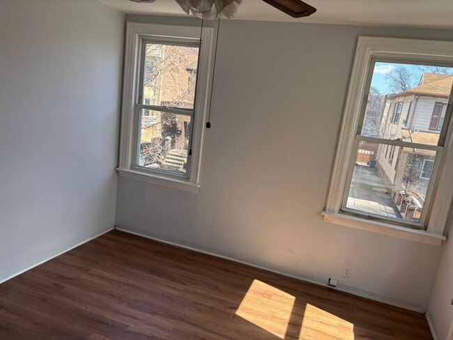 1362 E 4th St in Brooklyn, NY - Building Photo - Building Photo