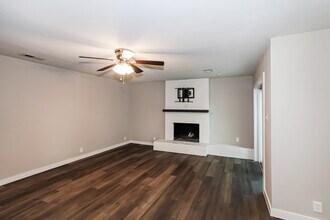 1109 Finch Ave in McKinney, TX - Foto de edificio - Building Photo