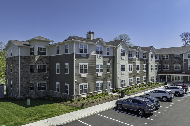 The Residences at Upper Saddle River in Saddle River, NJ - Building Photo - Building Photo