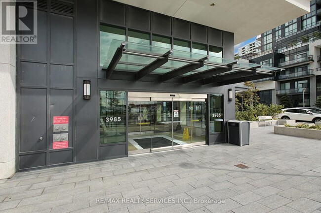 3985-3985 Grand Park Dr in Mississauga, ON - Building Photo - Building Photo