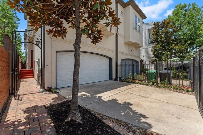 1038 E 29th St in Houston, TX - Building Photo - Building Photo