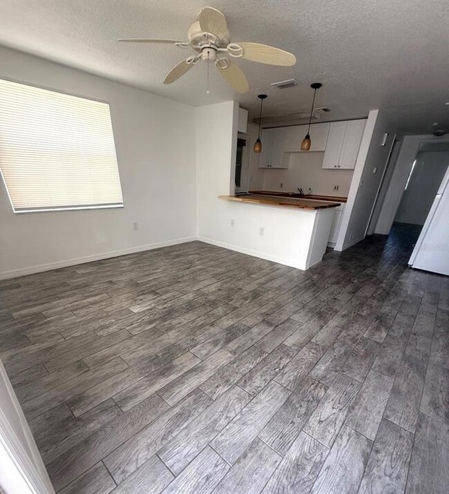 4929 Filner St in New Port Richey, FL - Building Photo - Building Photo