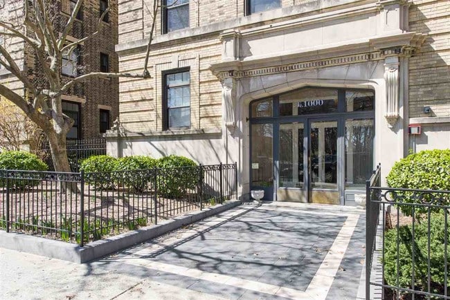 property at 1000 Hudson St