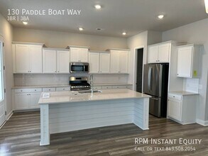 130 Paddle Boat Wy in Summerville, SC - Building Photo - Building Photo