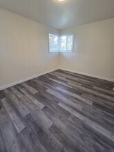 2105 10th Ave W in Seattle, WA - Building Photo - Building Photo